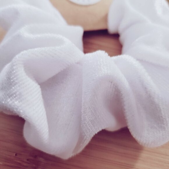 New White Velvet Scrunchie - Picture 3 of 4